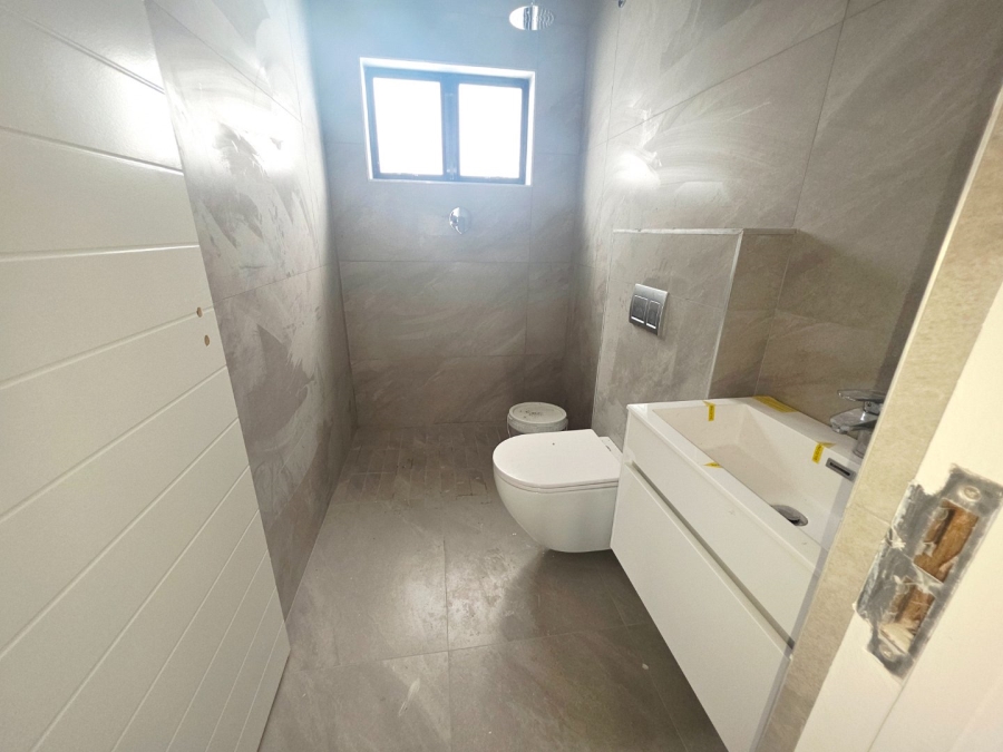 4 Bedroom Property for Sale in Sandown Western Cape